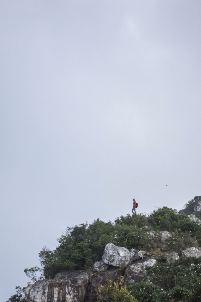 登岩頂